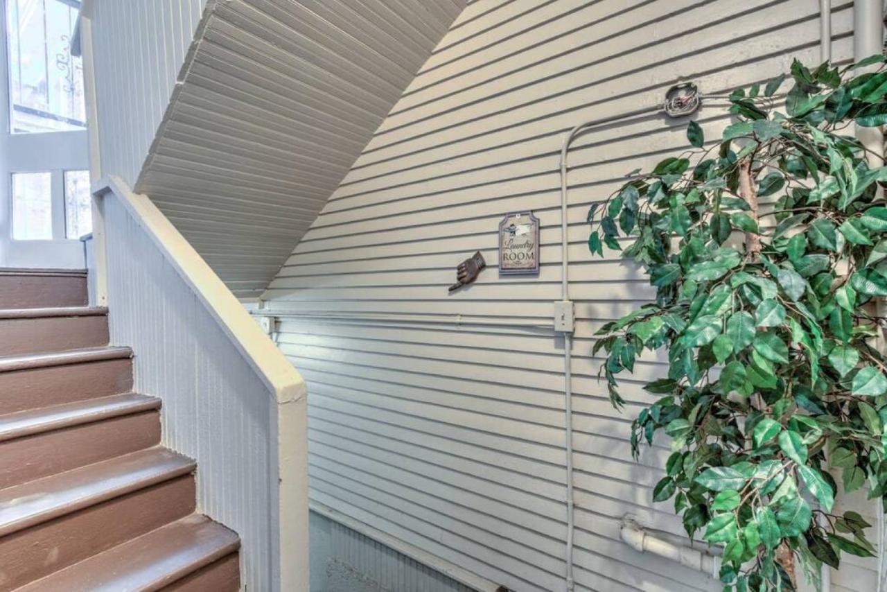 Appartamento Miraculously Modern In A Vintage Shell Midtown Memphis Esterno foto